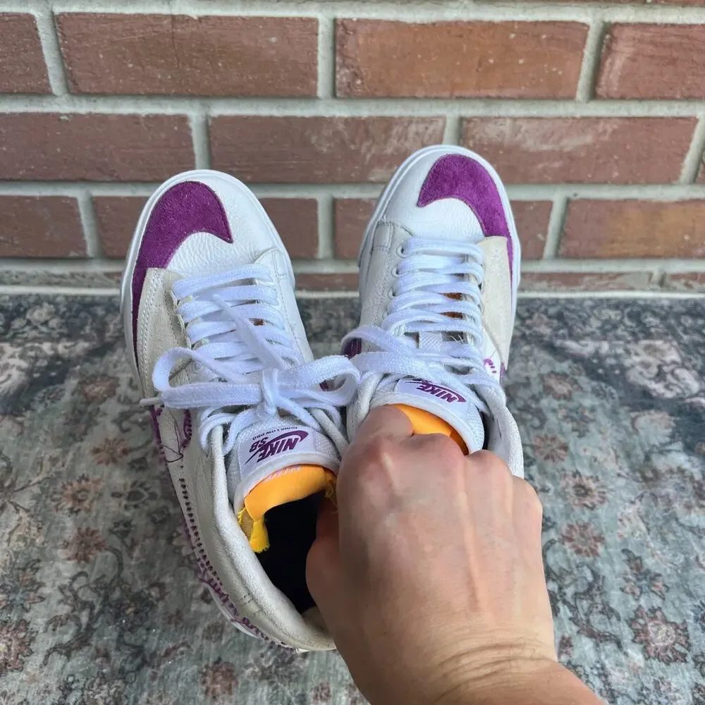 Nike SB Zoom Blazer Mid Edge / Men 4 Women 5.5 / White Viotech Purple DA2189-100